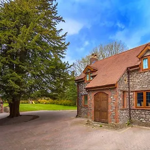 Old Farm Redhill (Somerset)